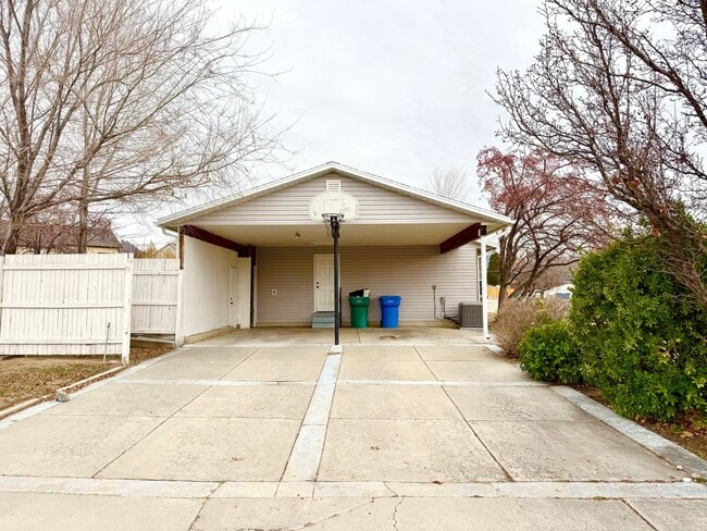 Building Photo - Beautiful Home in Excellent Lehi Location!