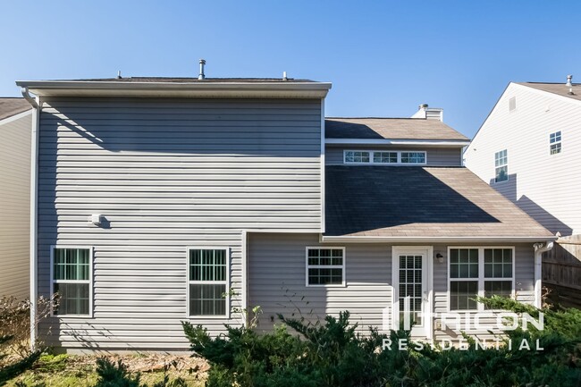 Building Photo - 221 Rosemont Ct