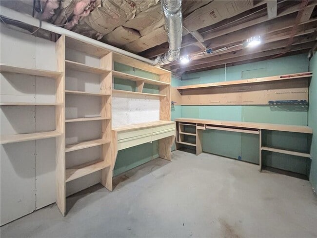 Building Photo - 4918 Shallow Creek Trail NE