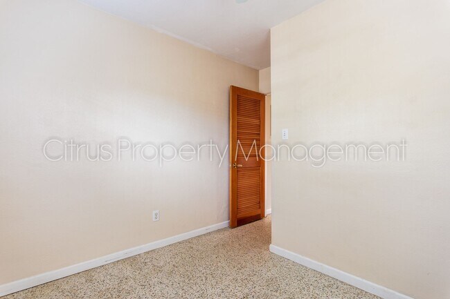 Building Photo - Charming Apartment in Thornton Park