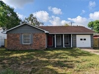Building Photo - 5622 Elmlawn Dr