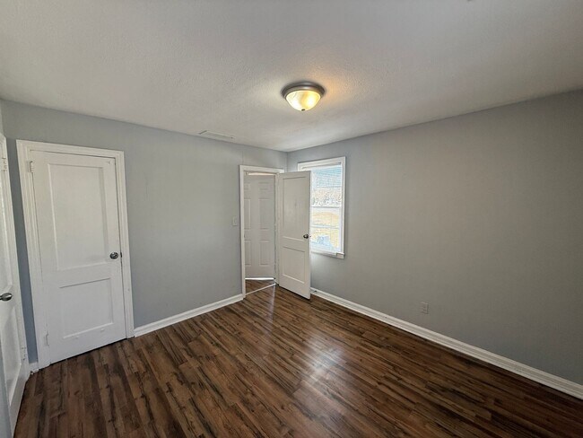 Building Photo - **ON HOLD** TOTAL ELECTRIC 2 or 3 Bedroom / 1 Bathroom Home for Rent in Columbus, GA***