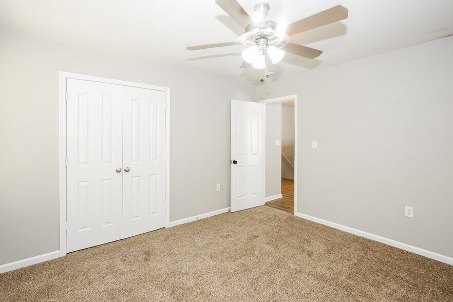 Building Photo - 14130 Waterlyn Dr