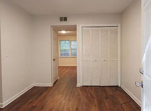 Building Photo - 5504 Estates Ct