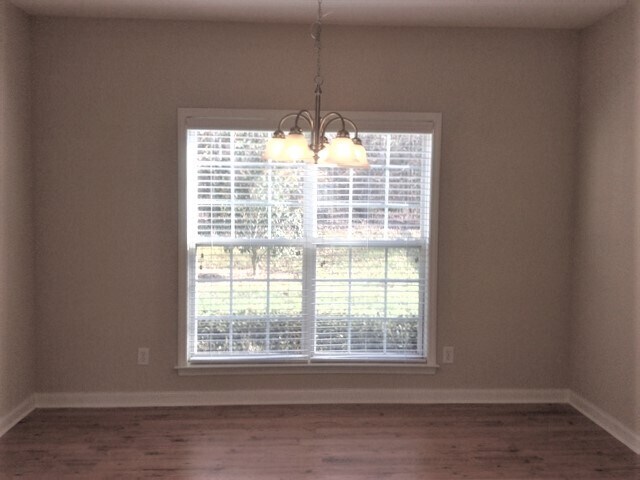 Building Photo - 8244 Chatham Oaks Dr