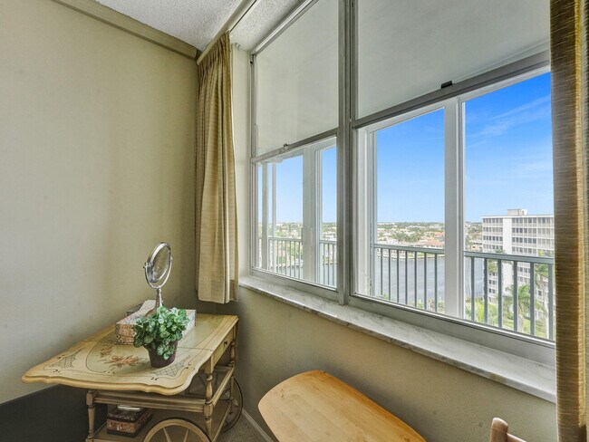 Building Photo - 3300 S Ocean Blvd