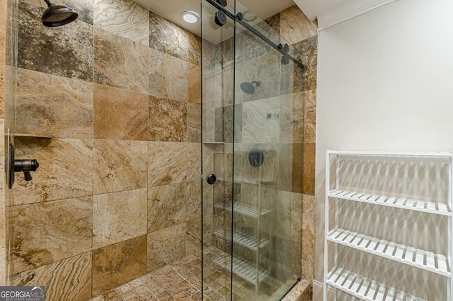 Building Photo - 1957 Walker Ave