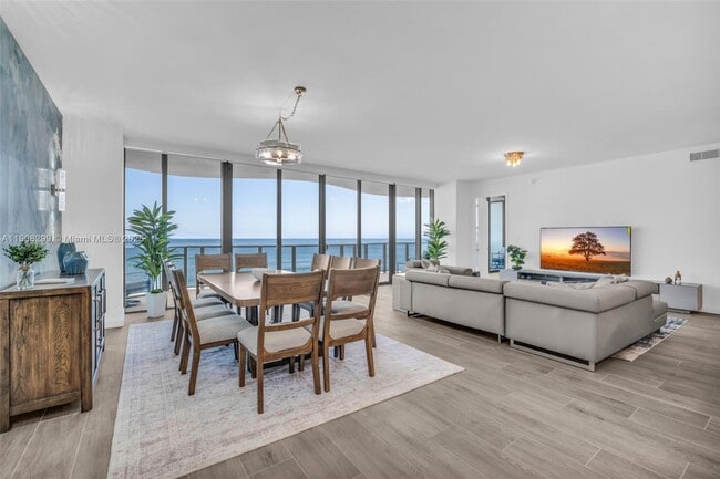 Building Photo - 900 N Ocean Blvd