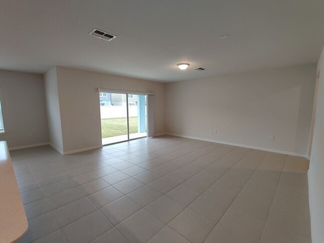 Building Photo - 30194 Merilee Pl