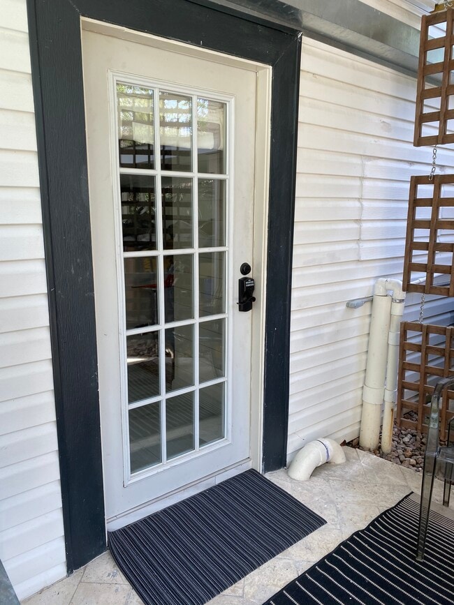 Building Photo - 2220 Colquitt St