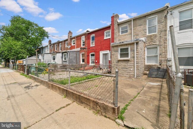 Building Photo - 3427 Ravenwood Ave