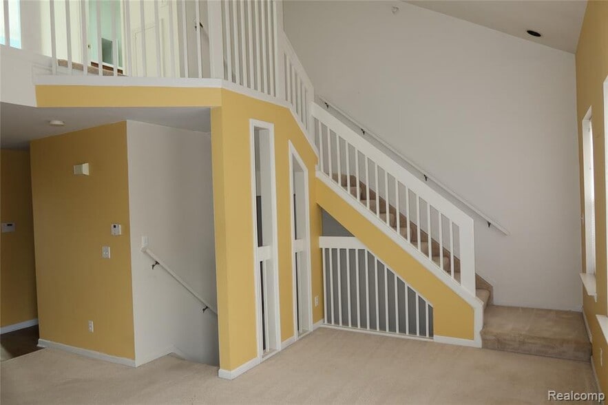 Building Photo - 1956 Campau Farms Cir