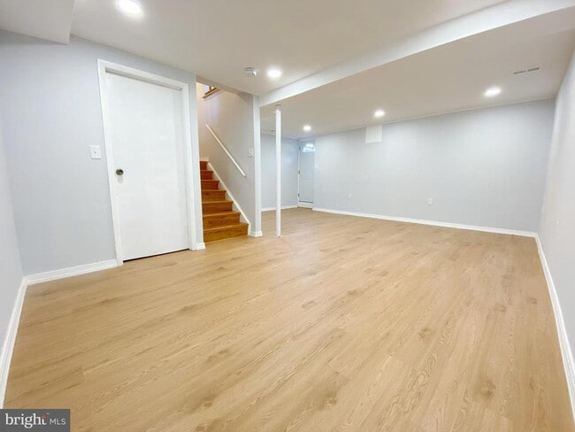 Building Photo - 12366 Bonfire Dr