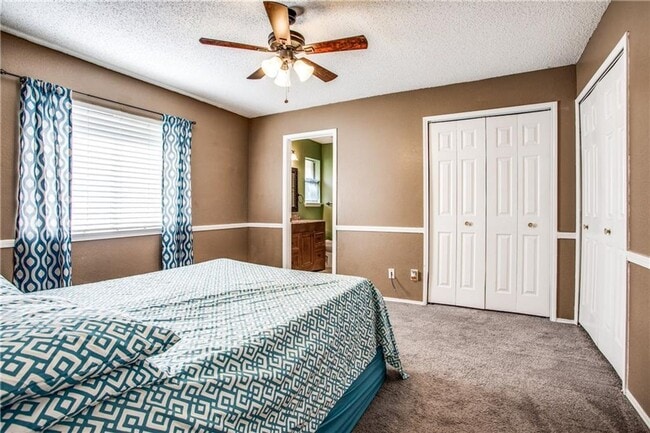 Building Photo - Beautiful Three Bedroom Home in Fort Worth!