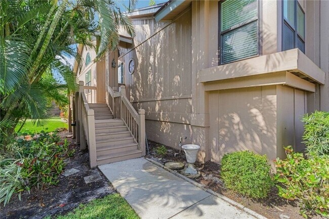 Building Photo - Rolland Court