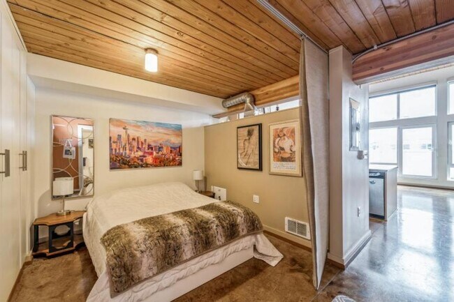 Building Photo - 1 bedroom in Seattle WA 98109