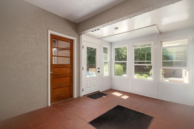 Building Photo - 5822 Falmouth Ct