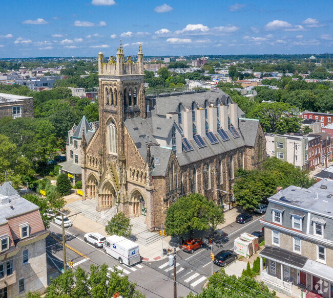 Primary Photo - The Steeple at University City