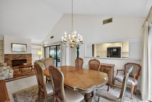 Building Photo - 17001 Freshwind Cir