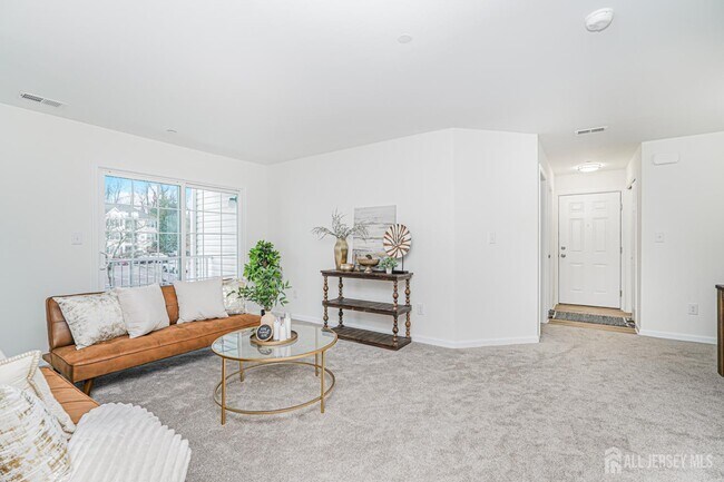 Building Photo - 1227 Waterford Dr