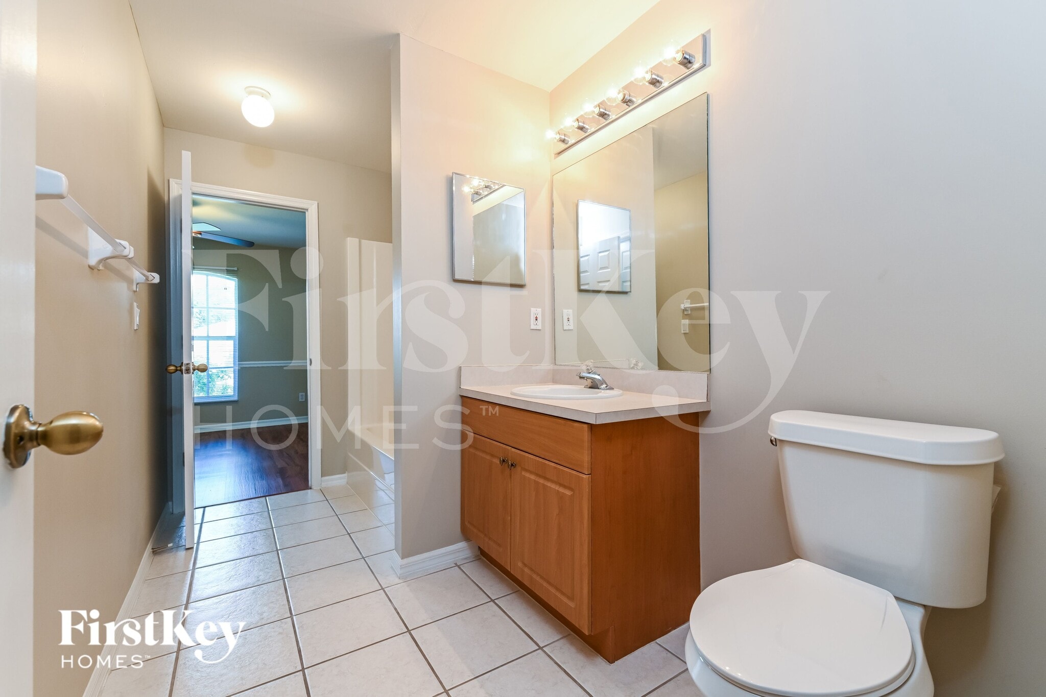 Building Photo - 1116 SW 47th St