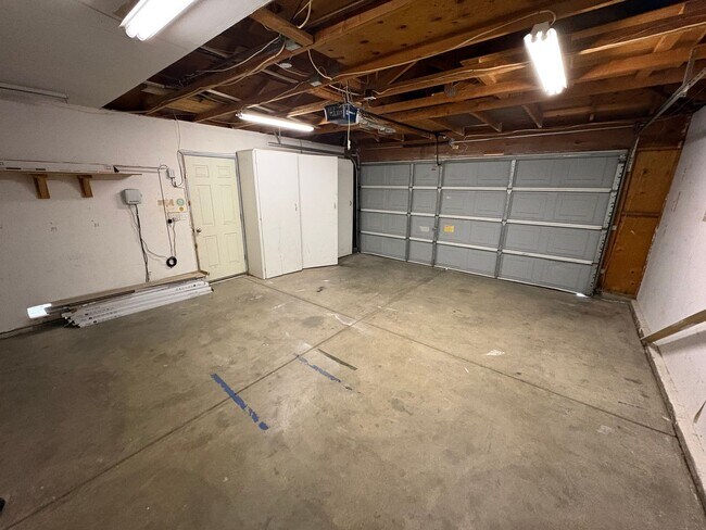 Building Photo - Beautiful 3 Bedroom, 2 Bath Single Story Oakley Home