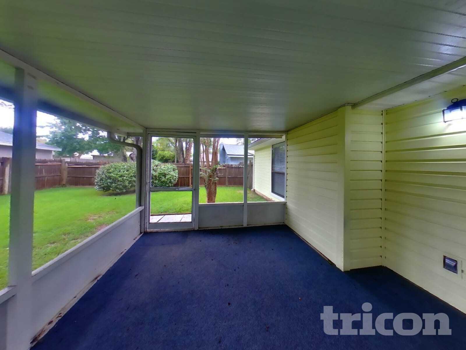 Building Photo - 8338 Knotts Landing Dr E