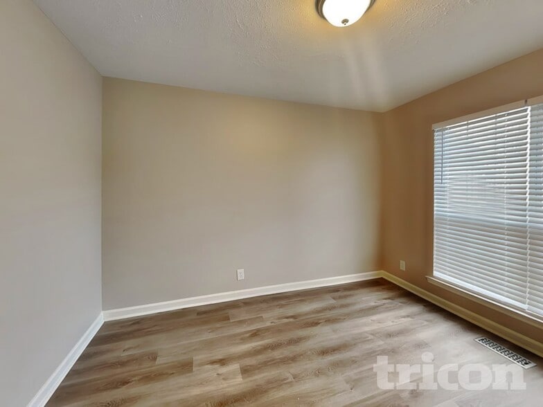 Building Photo - 2745 Call Hill Rd