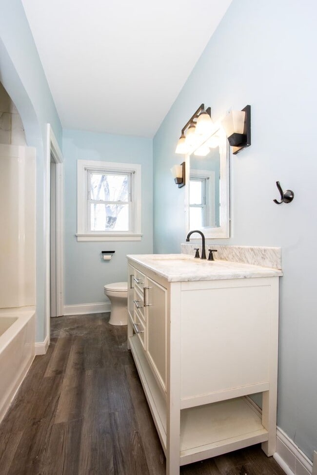 Building Photo - Four Bedroom Single-Family Home