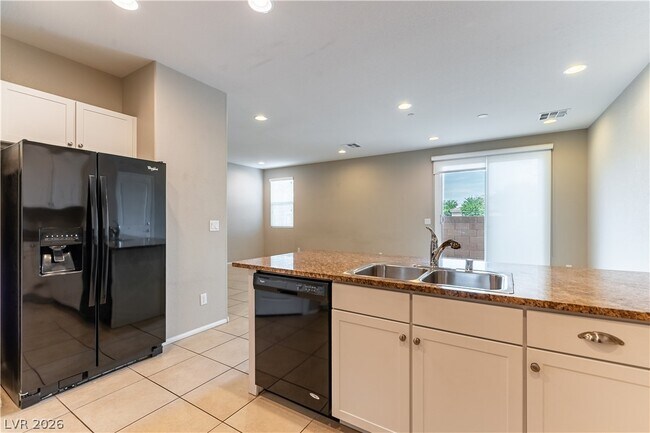 Building Photo - 3116 Zara Ave