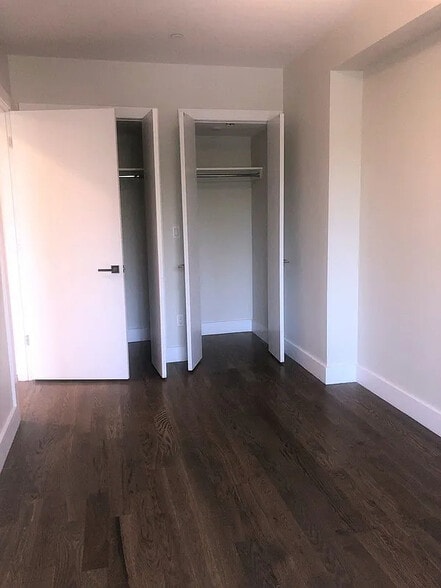 Building Photo - 532 E 142nd St