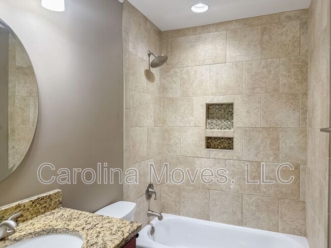 Building Photo - 46 Long Forest Dr