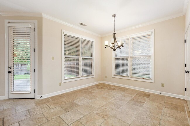 Building Photo - 1651 DE HAIG Ln
