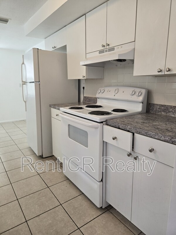 Building Photo - 4836 Flora Ave