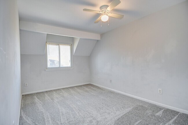 Building Photo - FOR RENT - KEMPSVILLE AREA, VIRGINIA BEACH!