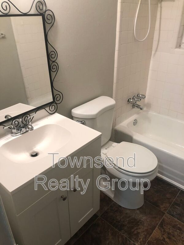 Building Photo - 3026 Amity Garden Ct