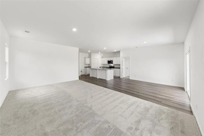 Building Photo - 1828 Sandlin Dr