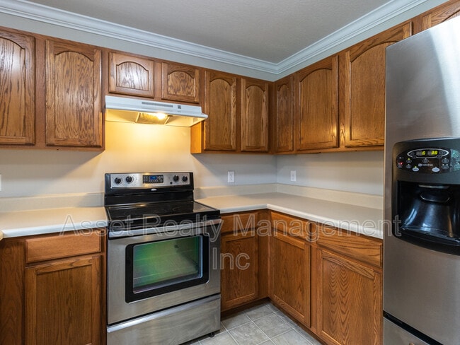 Building Photo - 2123 Cartmill Dr