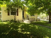Building Photo - 636 W Norwood Ct