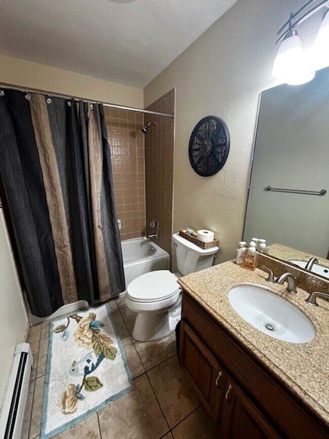 Building Photo - Winter Seasonal Rental- Snowscape 402