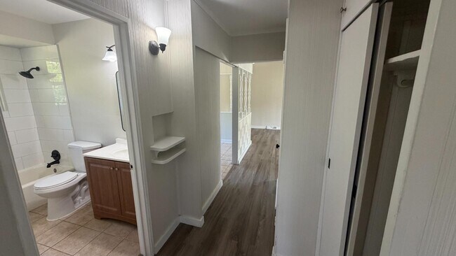 Building Photo - 9828 Omega Dr