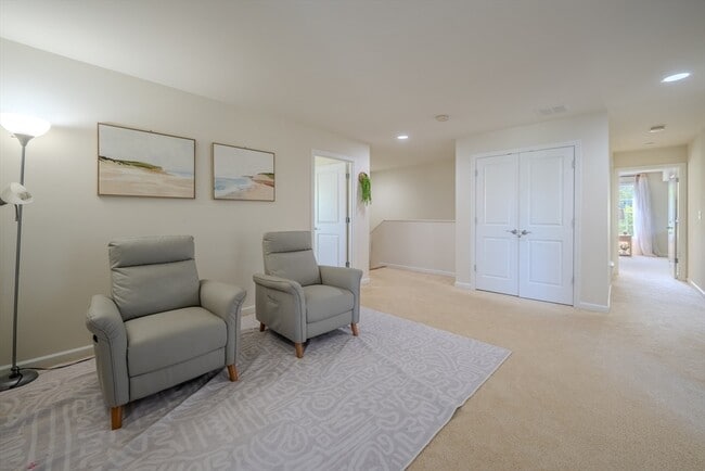 Building Photo - 156 Stonehaven Dr