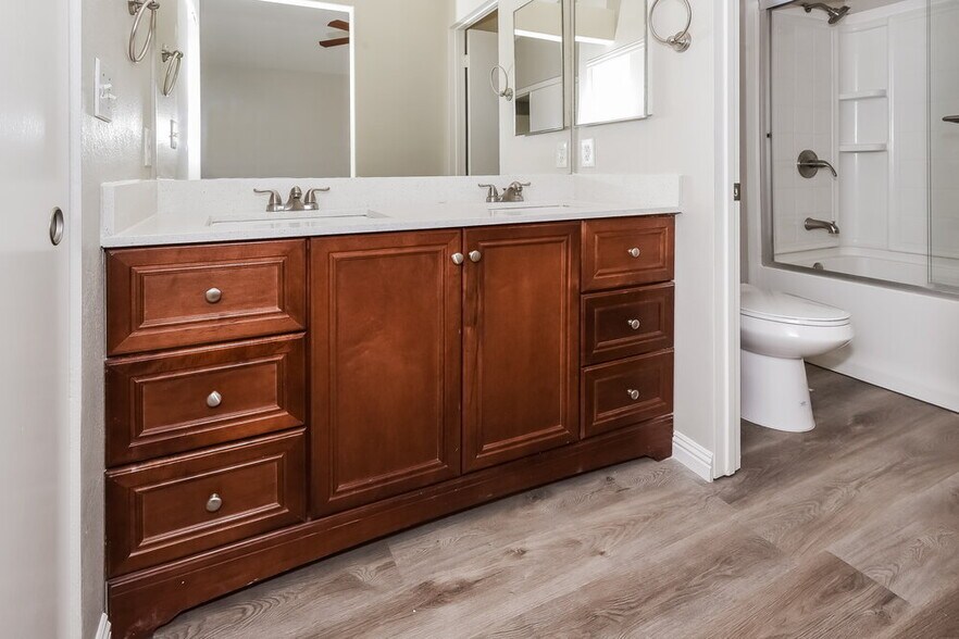 Building Photo - 4810 Con Carne