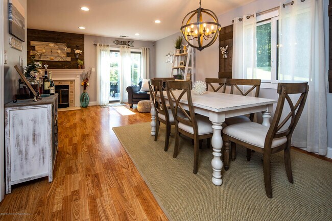 Building Photo - 59 Deer Path Ct