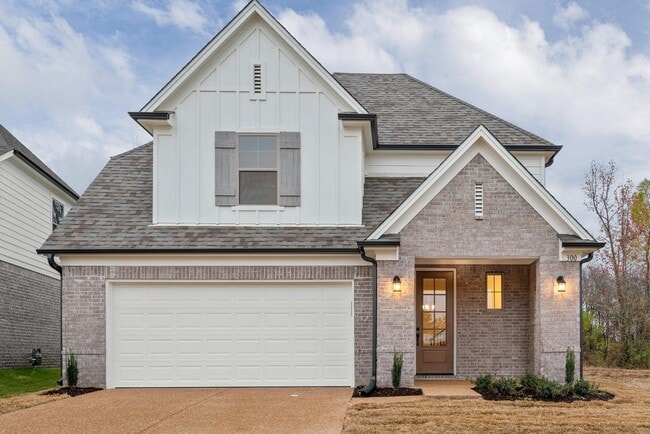 Primary Photo - 300 Maple St