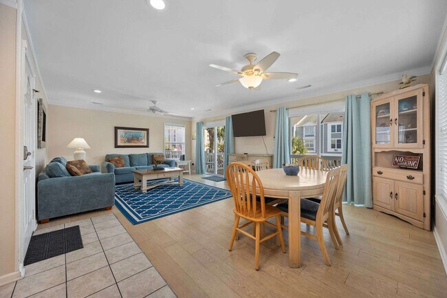 Building Photo - 113A S Yaupon Dr