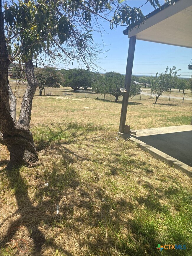 Building Photo - 3081 Colorado Dr