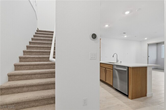 Building Photo - 11486 Dune Ledge Ave