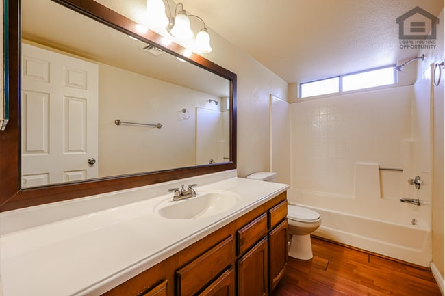 Building Photo - 3Bed/2Bath House at 59th Ave/Union Hills! Ready for Immediate Move-In!