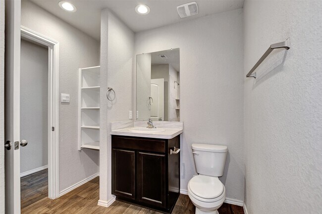 Building Photo - 5123 Cortland Pne Trl